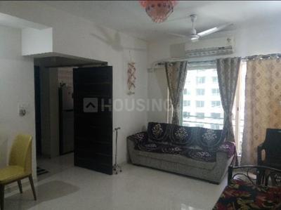 Gallery Cover Image of 750 Sq.ft 1 BHK Apartment for buy in Malad West for 10400000