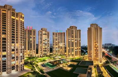 Gallery Cover Image of 600 Sq.ft 1 BHK Apartment for buy in One Hiranandani Park, Thane West for 10700000