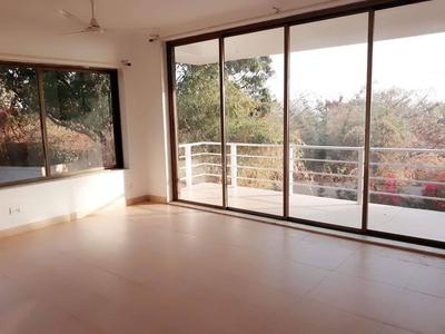 Gallery Cover Image of 6150 Sq.ft 3 BHK Independent House for buy in Uttan for 30000000