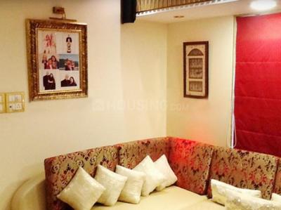 Gallery Cover Image of 1250 Sq.ft 3 BHK Apartment for buy in Goregaon West for 16700000