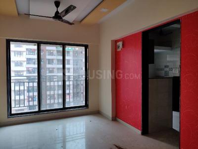 Gallery Cover Image of 650 Sq.ft 1 BHK Apartment for rent in Crystal Empire, Nalasopara East for 8500