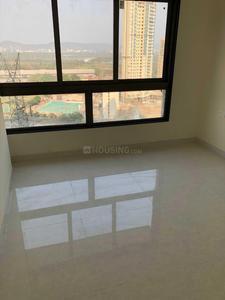 Gallery Cover Image of 1295 Sq.ft 3 BHK Apartment for buy in Mulund West for 22800000