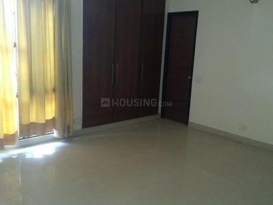 Gallery Cover Image of 1800 Sq.ft 3 BHK Apartment for buy in Sector 20 for 9000000