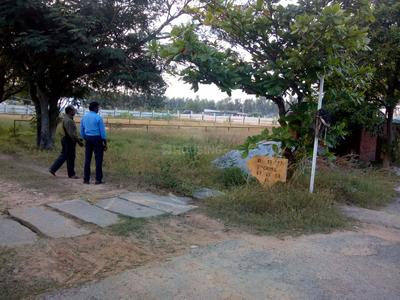 Gallery Cover Image of Sq.ft Residential Plot for buy in Baglur for 17500000