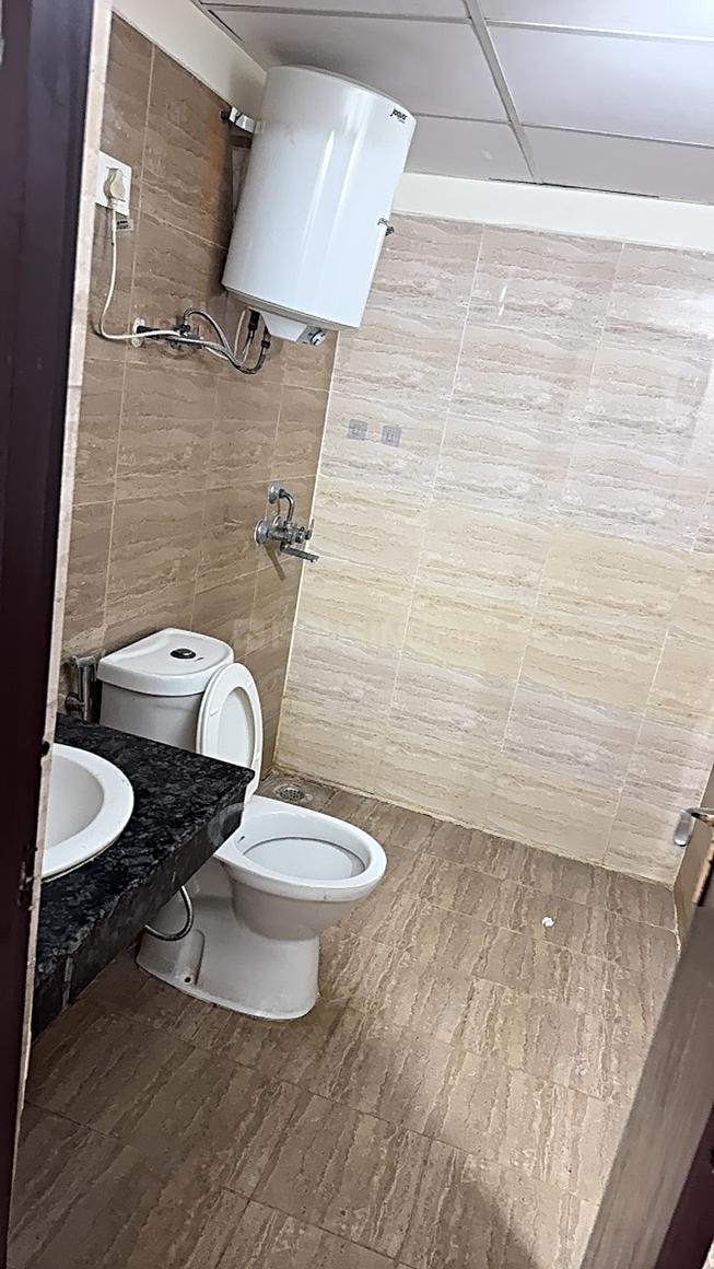 Amrapali Crystal Homes Phase 1 - Image 11