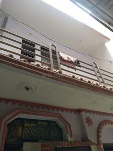 Gallery Cover Image of 400 Sq.ft 3 BHK Independent House for buy in Dwarka Mor for 2800000