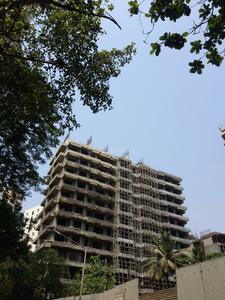 Gallery Cover Image of 940 Sq.ft 2 BHK Apartment for buy in Andheri West for 18000000