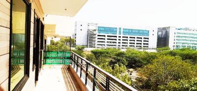 Balcony Image of Human Nest PG For Girls in Sector 21
