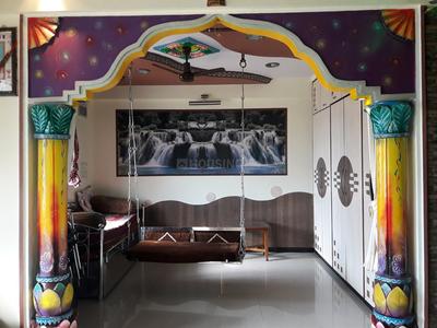 Gallery Cover Image of 585 Sq.ft 1 BHK Apartment for buy in Malad East for 9500000