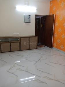 Gallery Cover Image of 650 Sq.ft 2 BHK Apartment for buy in Nanganallur for 4000000