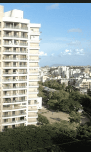 Gallery Cover Image of 640 Sq.ft 1 BHK Apartment for buy in Andheri West for 14800000