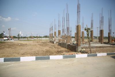 Gallery Cover Image of Sq.ft Residential Plot for buy in Ayappakkam for 2925000