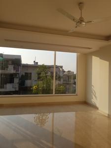 Gallery Cover Image of 2300 Sq.ft 4 BHK Independent Floor for buy in DLF Phase 2 for 26500000