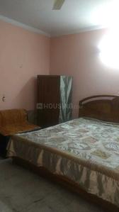 Bedroom Image of PG 3807150 Lajpat Nagar in Lajpat Nagar