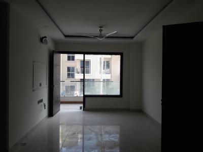 Gallery Cover Image of 1700 Sq.ft 3 BHK Independent Floor for buy in Sector 67 for 12000000