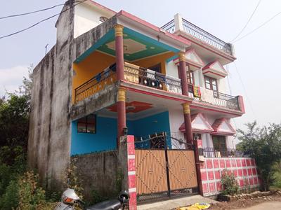 Gallery Cover Image of 1552 Sq.ft 3 BHK Independent House for buy in Badripur for 5500000
