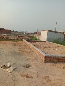 Gallery Cover Image of Sq.ft Residential Plot for buy in Mayur Vihar Phase 1 for 960000