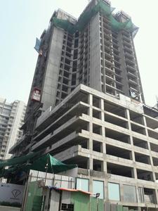 Gallery Cover Image of 750 Sq.ft 2 BHK Apartment for buy in Malad East for 15000000