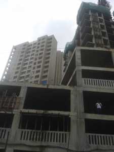Gallery Cover Image of 711 Sq.ft 2 BHK Apartment for buy in Goregaon West for 19000000