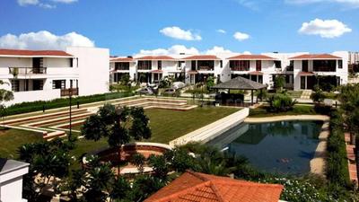 Gallery Cover Image of 4000 Sq.ft 4 BHK Villa for buy in Vipul Tatvam Villas, Sector 48 for 48000000