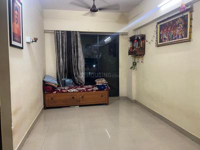 BHK 1050 Sqft Flat for sale at Airoli, Property ID 17869252