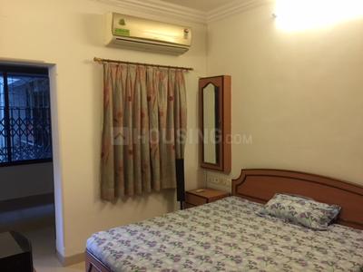 Gallery Cover Image of 1300 Sq.ft 3 BHK Apartment for buy in Khar West for 40000000