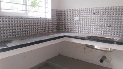 Gallery Cover Image of 1200 Sq.ft 3 BHK Apartment for buy in Pallikaranai for 6400000