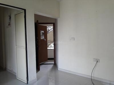Gallery Cover Image of 370 Sq.ft 1 RK Apartment for buy in Kandivali East for 5500000