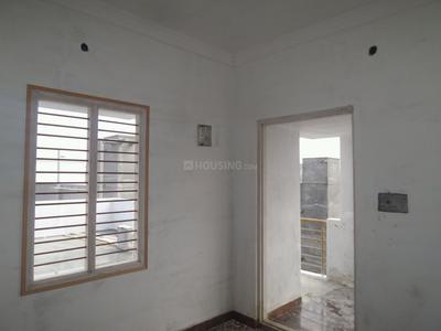 Gallery Cover Image of 650 Sq.ft 1 BHK Independent Floor for buy in Kodigehalli for 3800000