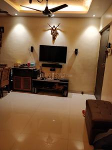 Gallery Cover Image of 1050 Sq.ft 2 BHK Apartment for buy in Malad West for 17000000