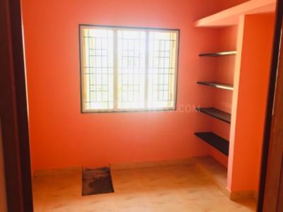 Gallery Cover Image of 900 Sq.ft 1 BHK Independent House for rent in Medavakkam for 7000