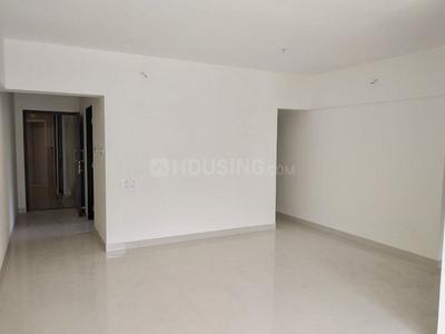 Gallery Cover Image of 1105 Sq.ft 3 BHK Apartment for rent in Kandivali East for 35000