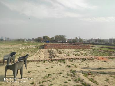 900 Sq.ft Residential Plot for Sale in Ambedkar City, Noida