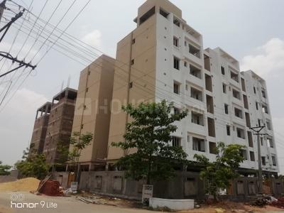 Gallery Cover Image of 1000 Sq.ft 2 BHK Apartment for buy in Arundelpet for 2400000