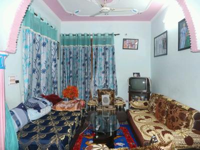 5+ BHK Independent House