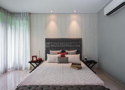Gallery Cover Image of 886 Sq.ft 2 BHK Apartment for buy in Thane West for 9500000