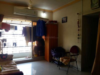 Gallery Cover Image of 600 Sq.ft 1 BHK Apartment for buy in Kandivali West for 11400000