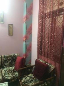 Gallery Cover Image of 700 Sq.ft 2 BHK Independent Floor for buy in Laxmi Nagar for 2700000