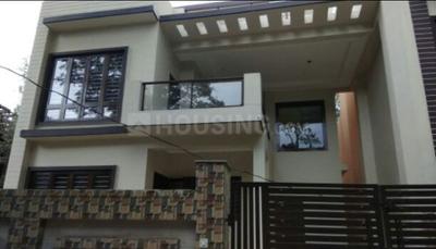 5+ BHK Independent House