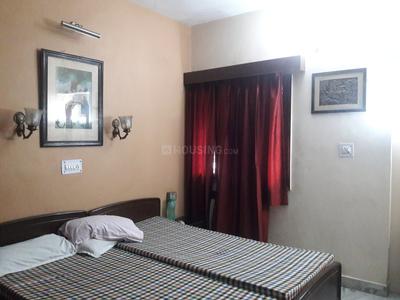 Bedroom Image of PG 3885260 Sarita Vihar in Sarita Vihar