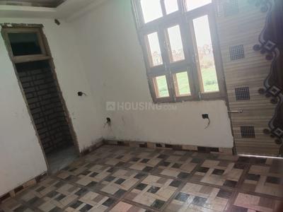 Gallery Cover Image of 630 Sq.ft 5 BHK Villa for rent in Noida Extension for 12000