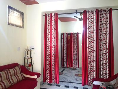 Gallery Cover Image of 885 Sq.ft 2 BHK Apartment for buy in Shastri Nagar for 3400000