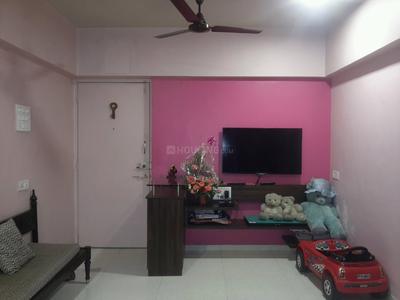 Gallery Cover Image of 1150 Sq.ft 2 BHK Apartment for buy in Dadar East for 16000000