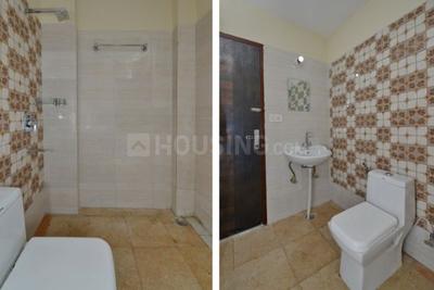 Bathroom Image of Oyo Life Grg1227 in Sector 52A