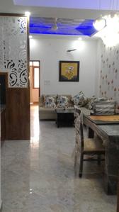 Gallery Cover Image of 750 Sq.ft 1 BHK Independent Floor for buy in Tilawala for 1700000
