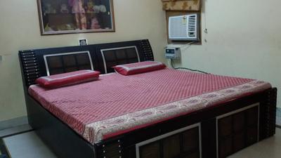 Bedroom Image of Kalra PG in East Of Kailash