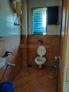 Bathroom Image of Mumbai Paying Guest in Kandivali East