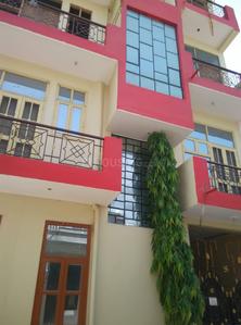 Gallery Cover Image of 600 Sq.ft 1 BHK Independent Floor for rent in Sector 105 for 6000