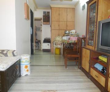 Gallery Cover Image of 800 Sq.ft 2 BHK Apartment for buy in Borivali West for 18500000