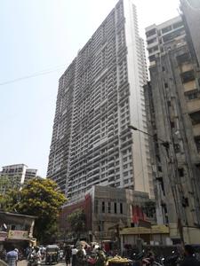 Gallery Cover Image of 1815 Sq.ft 3 BHK Apartment for buy in Malad East for 35000000